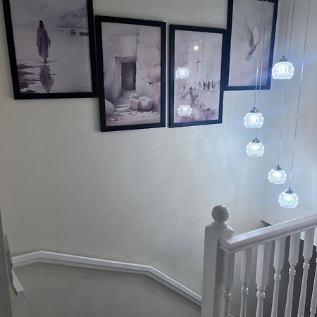 Excel Single Room - 5Mins To Excel & 10Mins To Canary Wharf London Bagian luar foto