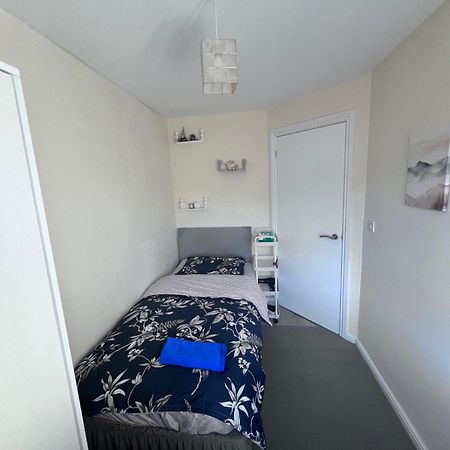Excel Single Room - 5Mins To Excel & 10Mins To Canary Wharf London Bagian luar foto